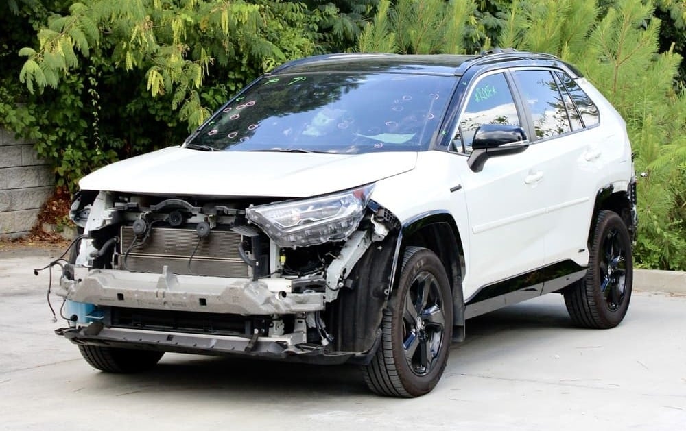 car-crashed-a